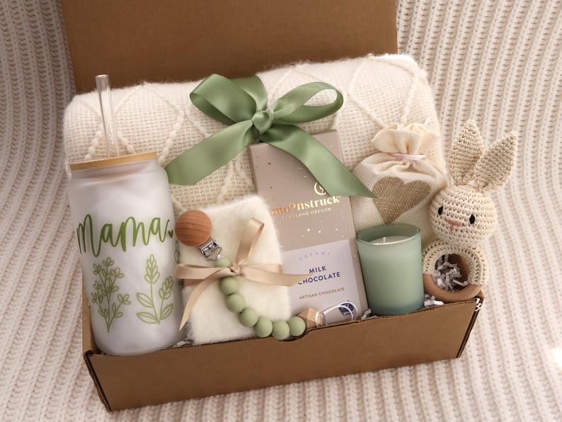 Mama Glass & Green Blanket Gift Box