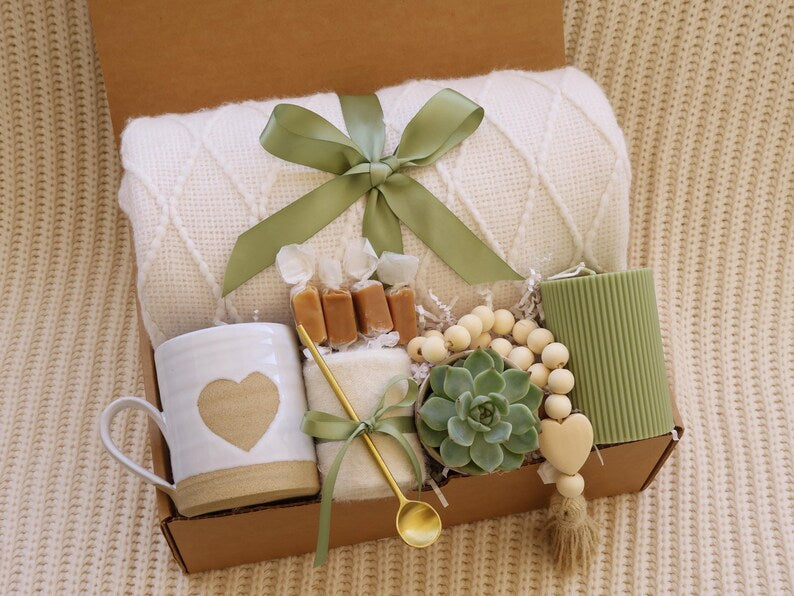 Heart Mug Gift Box